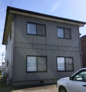 登米市 K様邸 屋根外壁塗装が始まっています(*^-^*)