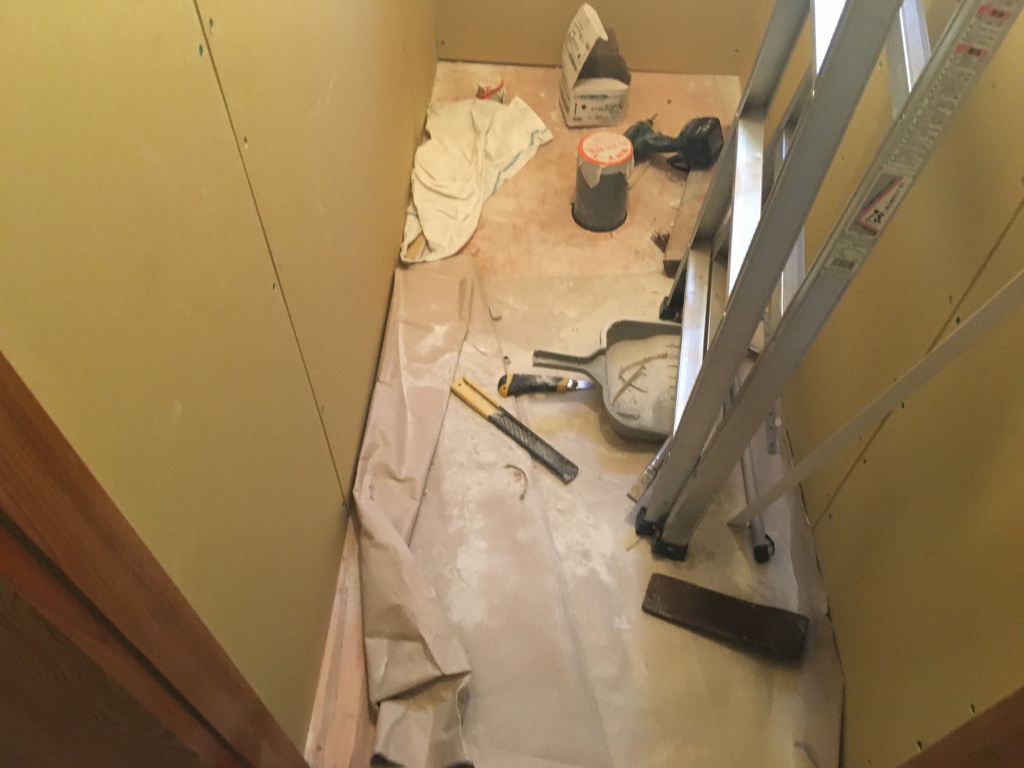 段付き和式トイレから簡易水栓トイレへ