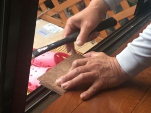 栗原市若柳 S様邸 吹き抜け増築・玄関のじゅらく壁をクロス張りに・廊下のフロア張り