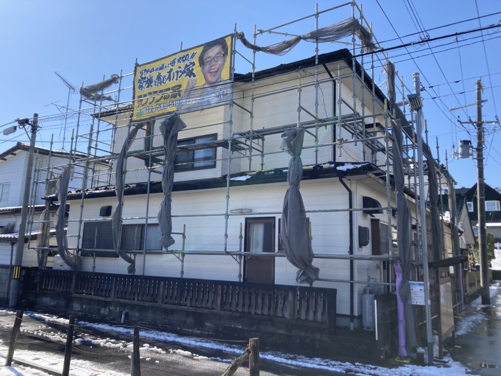 遠田郡美里町 K様邸 屋根・破風板塗装工事①