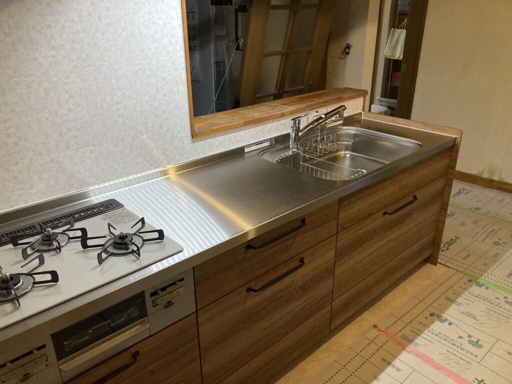大崎市古川 H様邸 水廻り4点・リビングクロス張替え大規模リフォーム③🏠
