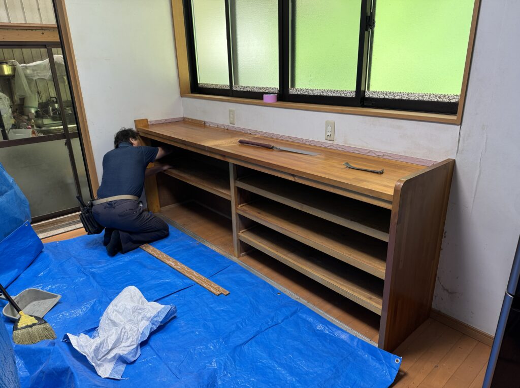 栗原市高清水 U様邸 カップボード入替工事①