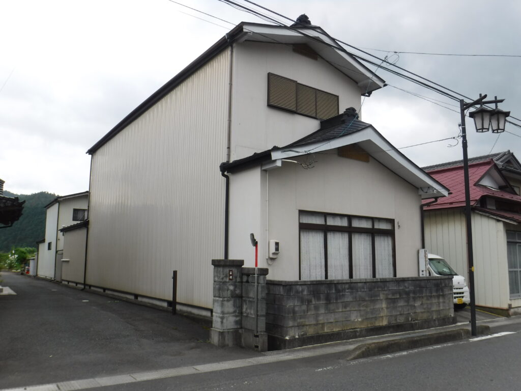 登米市　屋根外壁塗装